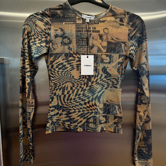 Miaou Tops - NWT Miaou Long Sleeve Tee Shirt in Mesh Wanted Print